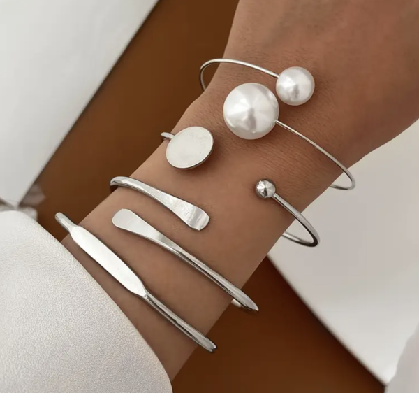Браслети Tierra Luna "Pearl Accent Silver Set".