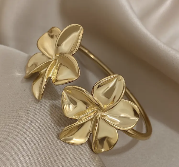 Браслет Tierra Luna “Smooth Flower Gold”