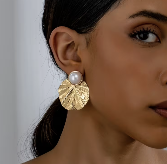 Сережки Tierra Luna “Leaf with a Pearl”