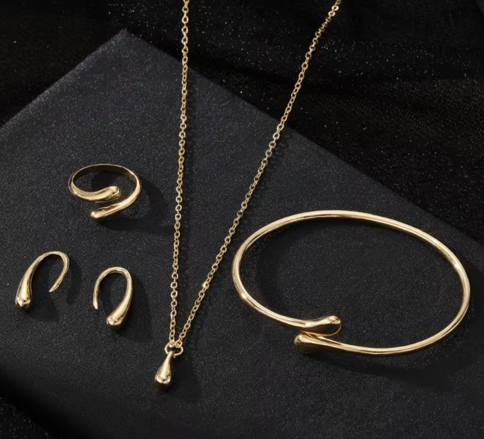 Набір прикрас Tierra Luna "Organic Wave Jewelry Set" (намисто, браслет, каблучка та сережки)
