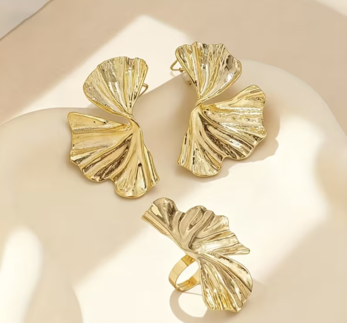 Набір прикрас Tierra Luna "Gold Gilded Ginkgo Set" (каблучка та сережки)