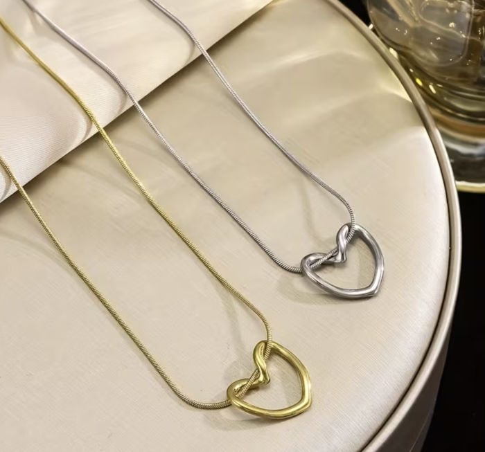 Намисто Tierra Luna "Gold Empty Heart"